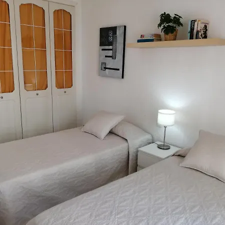 - Orlando Complex Адехе